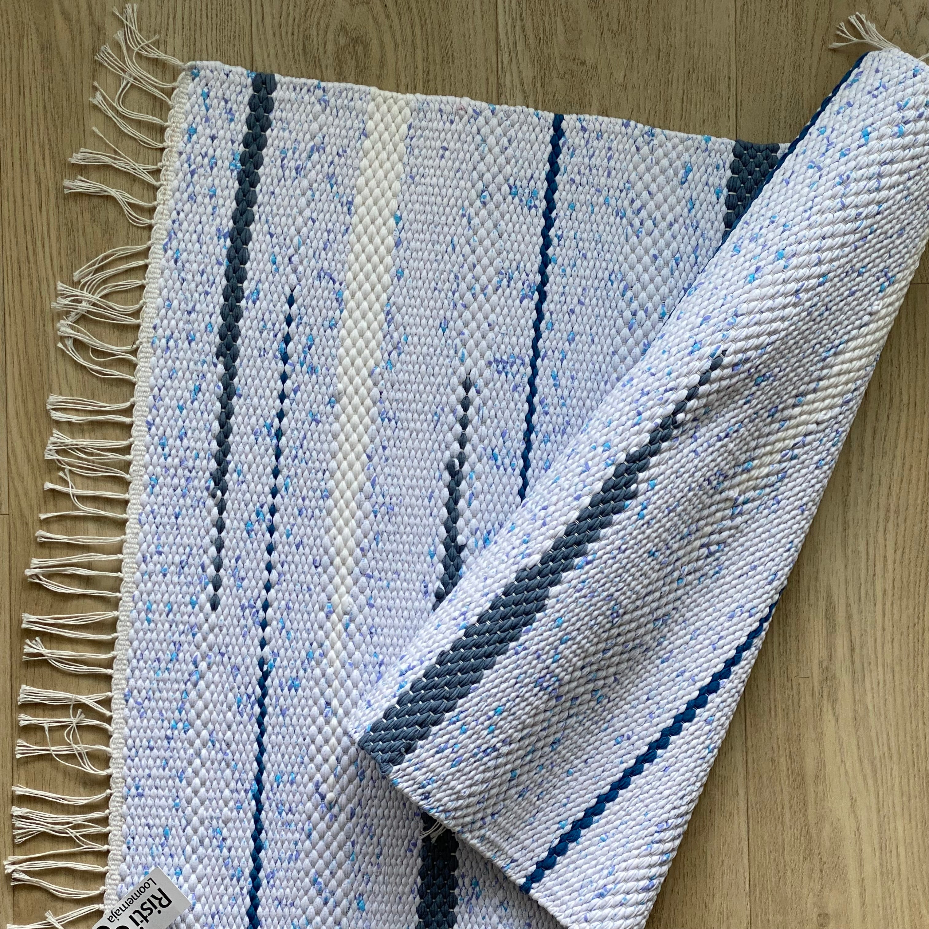 Karge hommik – hele trikoovaip 155 × 70 cm