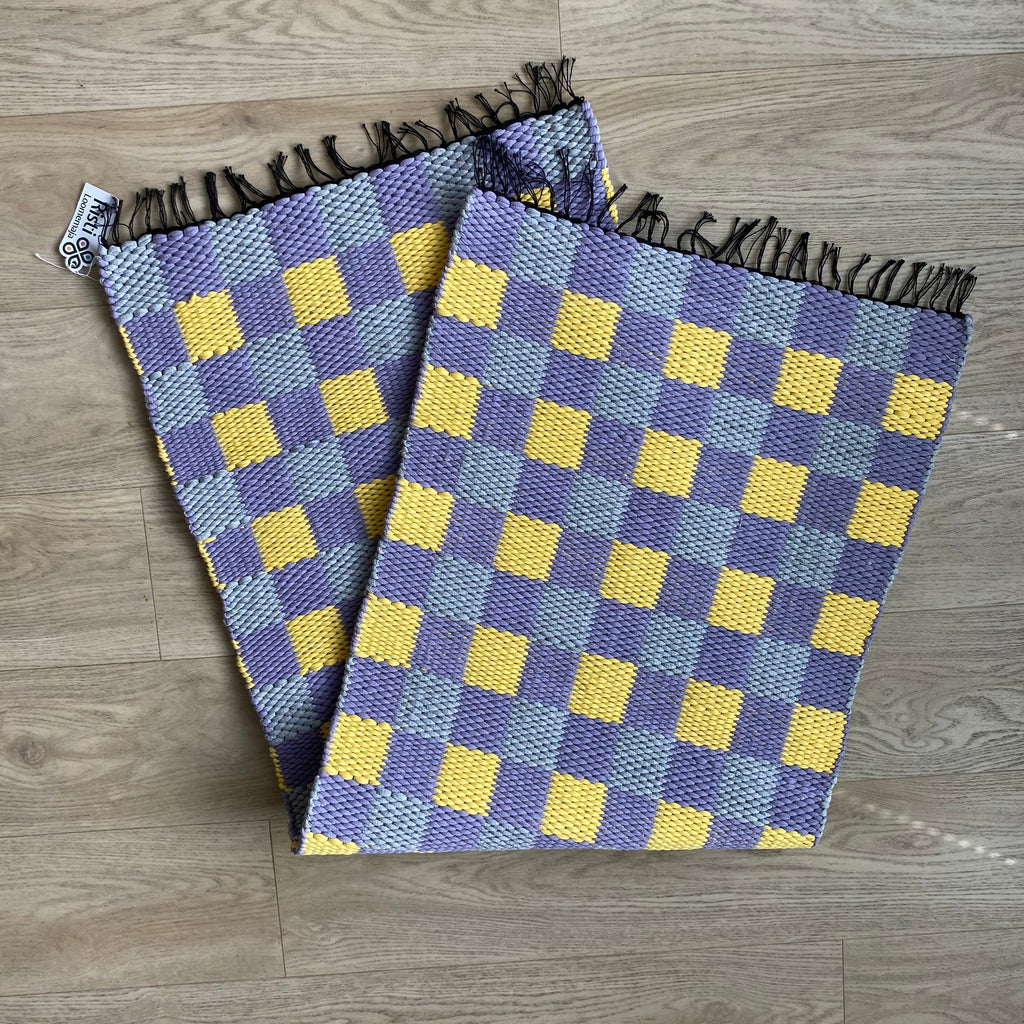 Päikeseruut – mustriline trikoovaip 147 × 55 cm