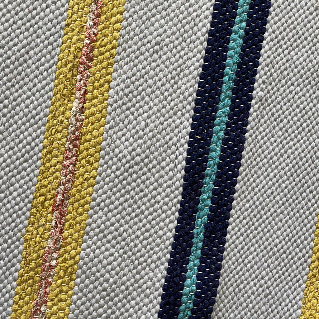 Koidujoon – hele triibuline trikoovaip 137 × 95 cm