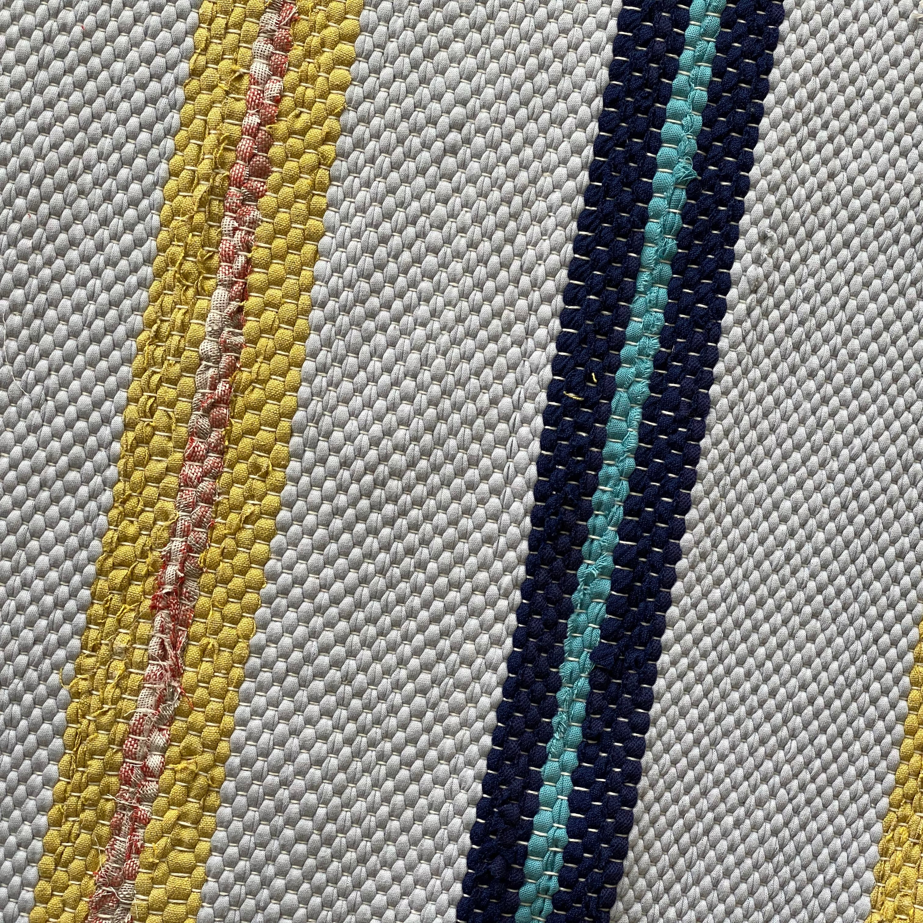 Koidujoon – hele triibuline trikoovaip 137 × 95 cm