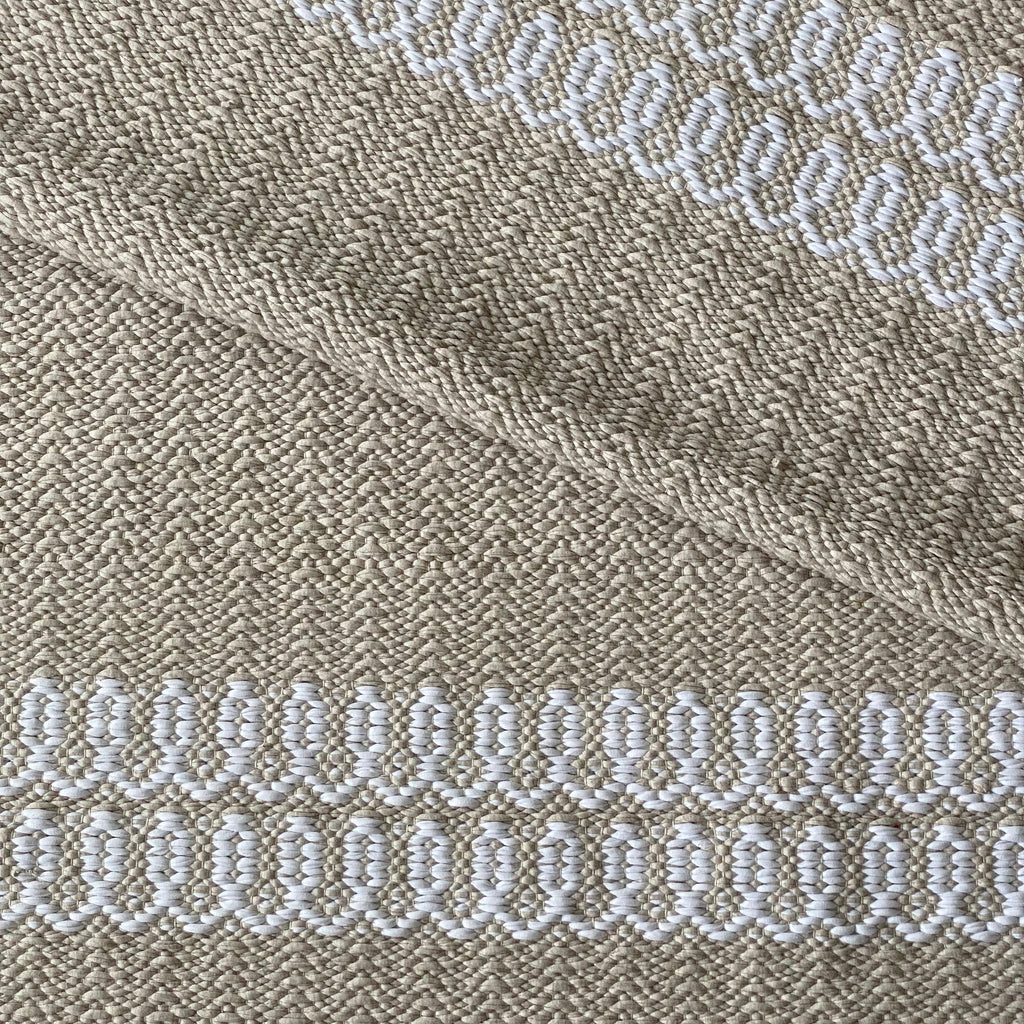 Pärliliiv – hele mustriline trikoovaip 195 × 110 cm